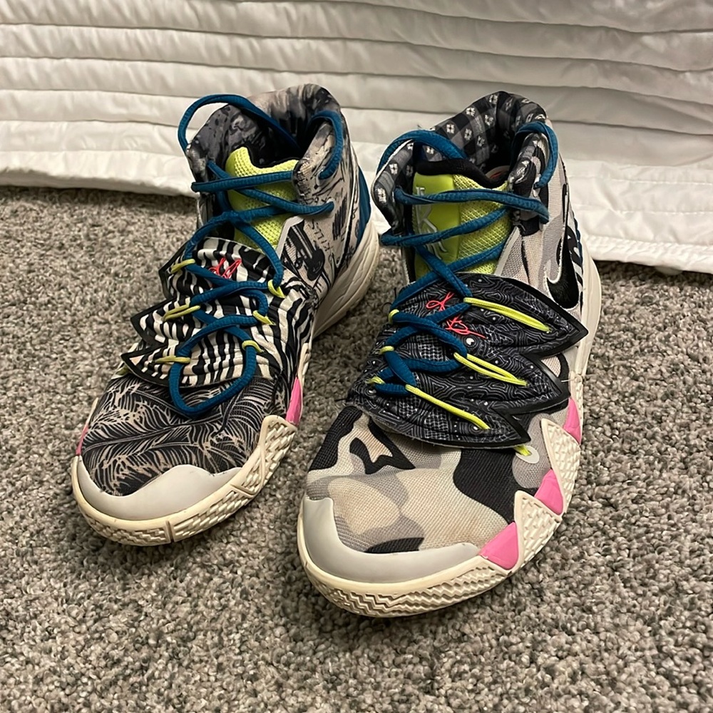 Kids Nike Kybird S2 basketball shoes